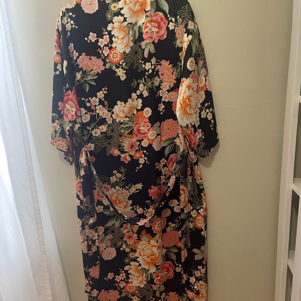 Floral Kimono Robe - Picture 2 of 2